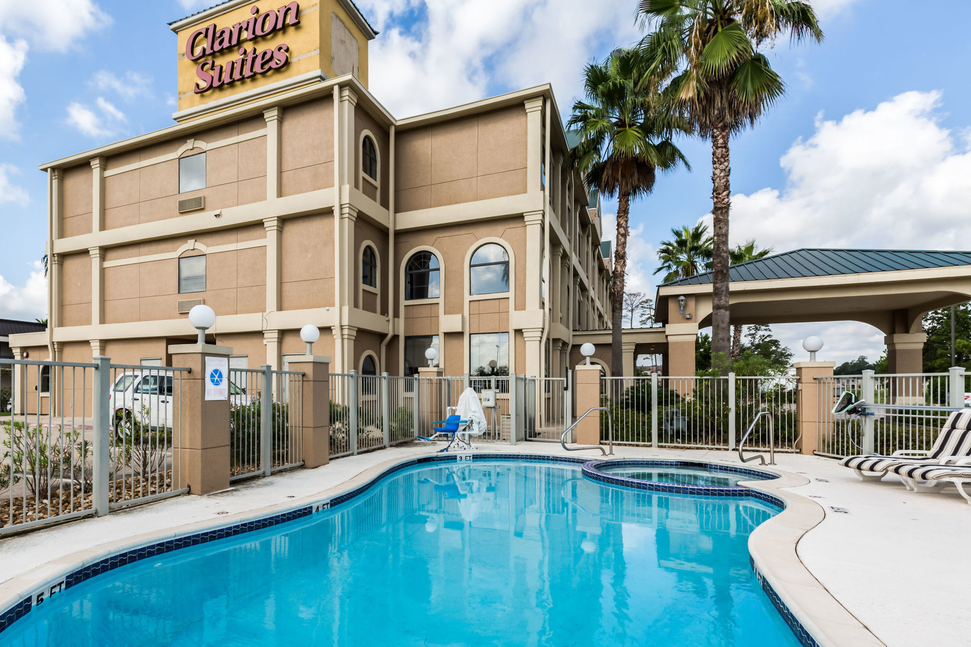 Comfort Suites Shenandoah-The Woodlands Facilities photo